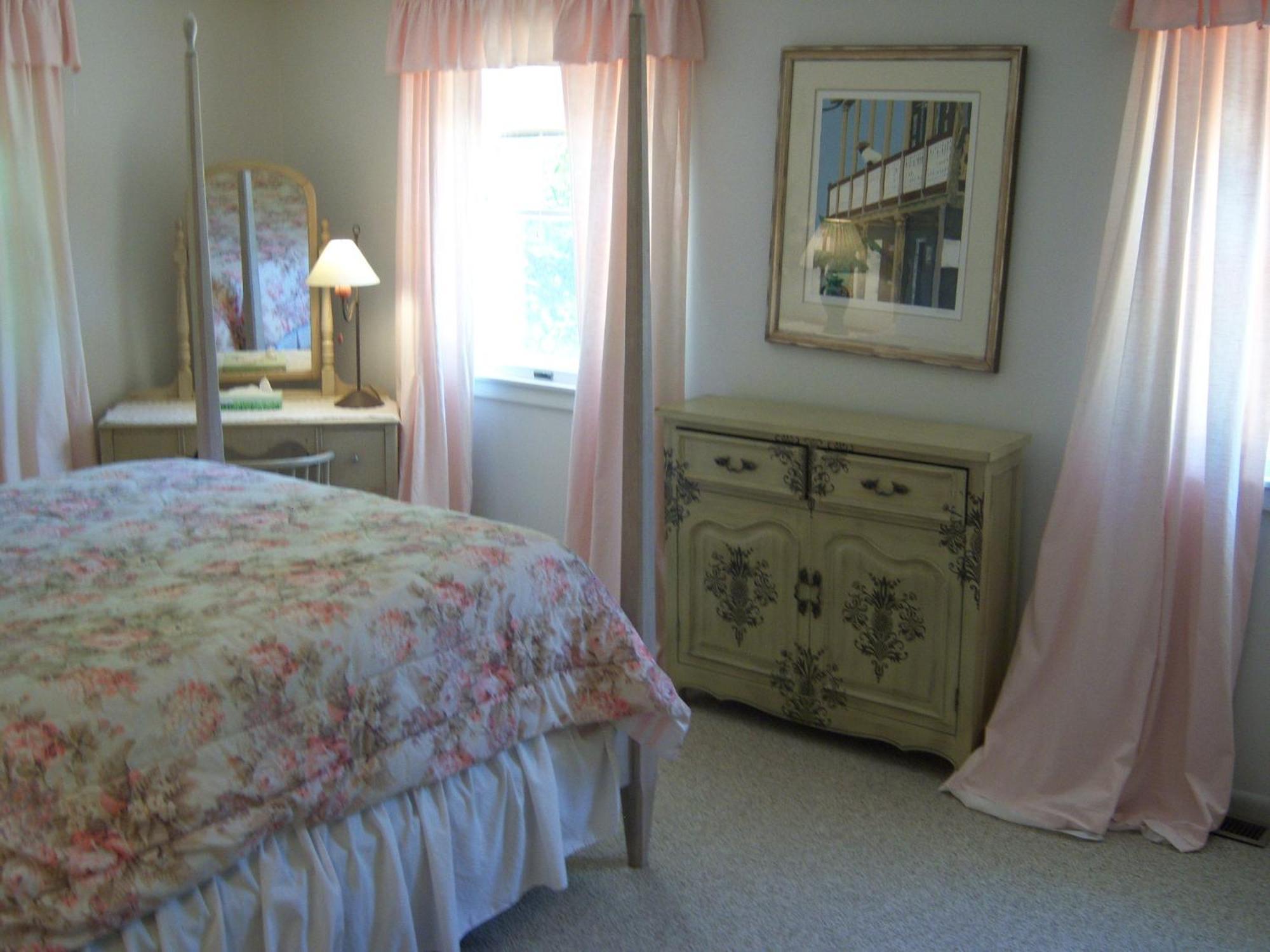 Inn High Tide On The Ocean, And