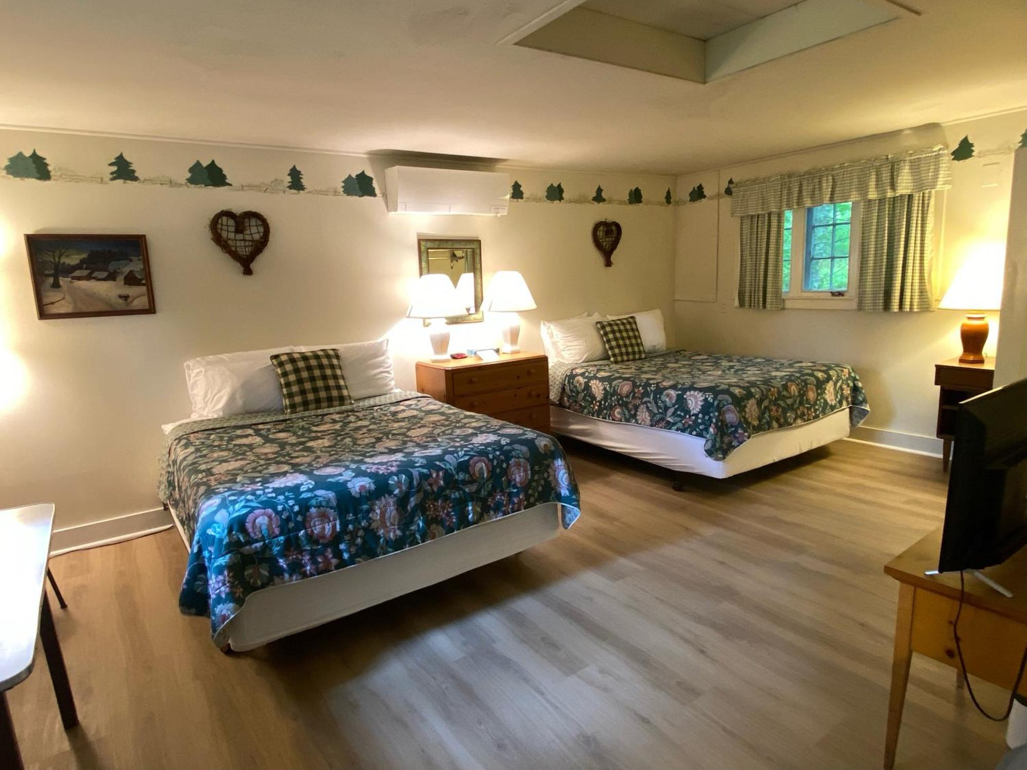 Inn High Tide On The Ocean, And *