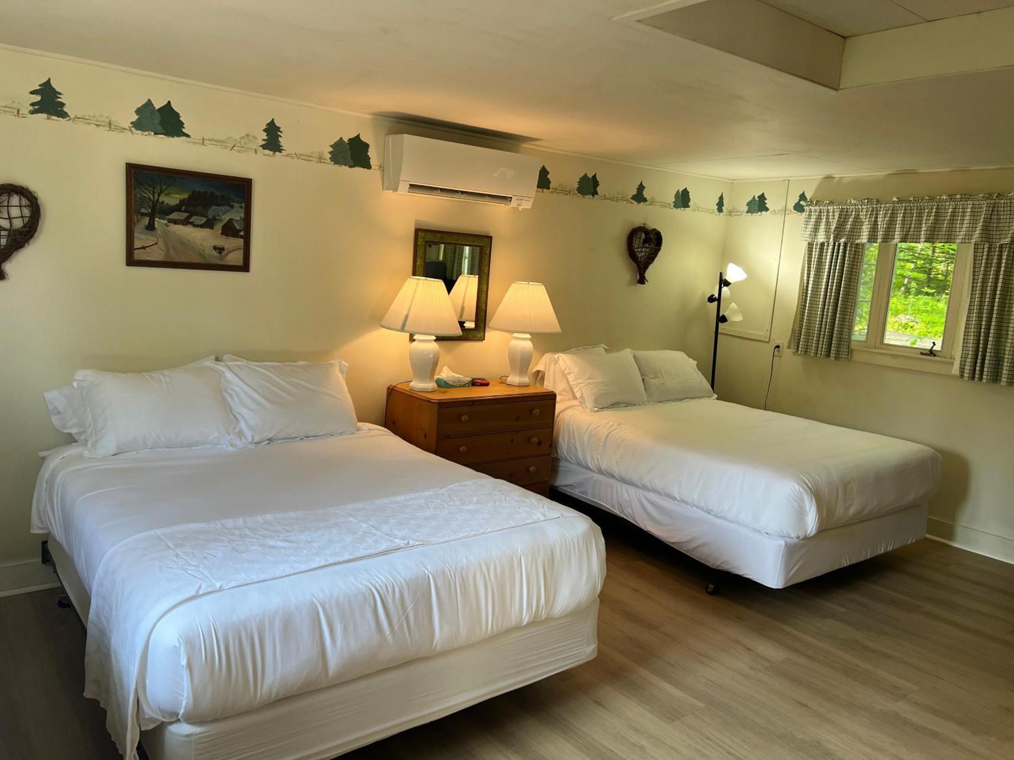 Inn High Tide On The Ocean, And